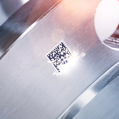 10domande Laser marking on medical components made of cobalt, M30NW steel and TA6V titanium